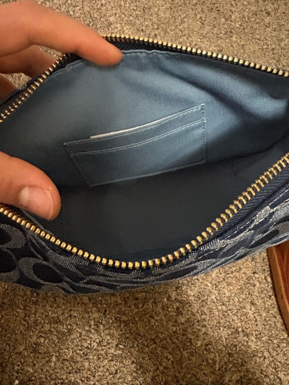 Coach - Picture 10 of 12